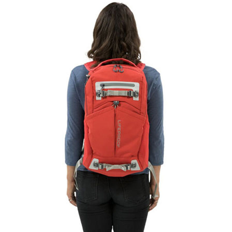 product image 5 - 20L Backpack Squamish